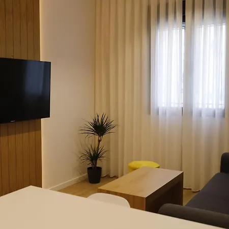 Medina Homes Puente Aparthotel *